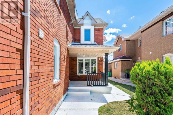 125 Rainforest Drive, Brampton, ON, photo 3