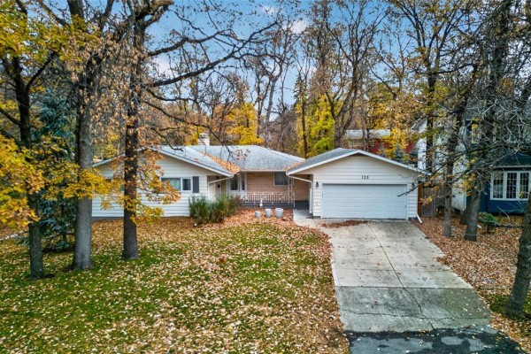 125 Salme Drive, Winnipeg