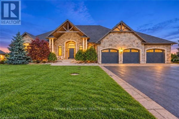 125 Stokes Trail, Milton, ON, photo 2