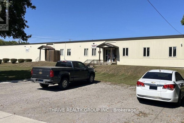 125 Victoria Street, Strathroy Caradoc, ON, photo 3