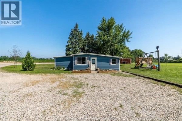 2pc Bathroom - 12502 Golf Course Line, Ridgetown, ON N0P2C0 Photo 2