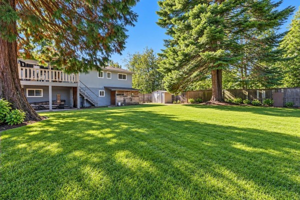 12513 91 Avenue, Surrey, BC V3V6B4 Photo 5