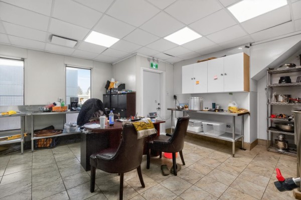12525 127 Street, Edmonton, AB T5L1A3 Photo 4