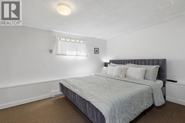 1255 E 23 Avenue, Vancouver, BC V5V1Z1 Photo 5