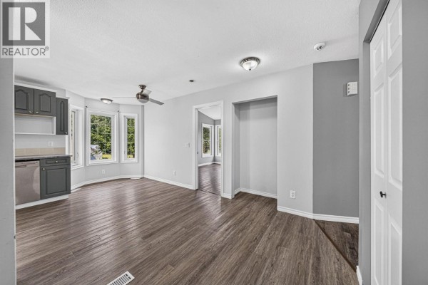 Recreation room - 1255 Valley View Drive, Sparwood, BC V0B2G2 Photo 3
