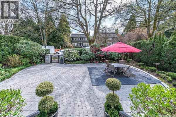 1255 W 26th Avenue, Vancouver, BC, photo 2