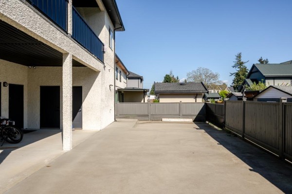 12560 90 Avenue, Surrey, BC V3V1B8 Photo 5