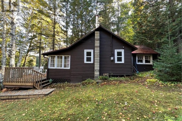3pc Bathroom - 1257 Paint Lake Road, Dorset, ON P0A1E0 Photo 2