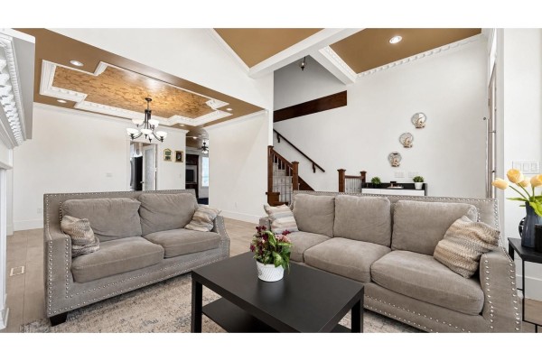 12579 66 Avenue, Surrey, BC V3W1V6 Photo 3