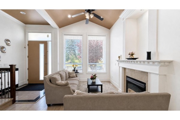 12579 66 Avenue, Surrey, BC V3W1V6 Photo 5