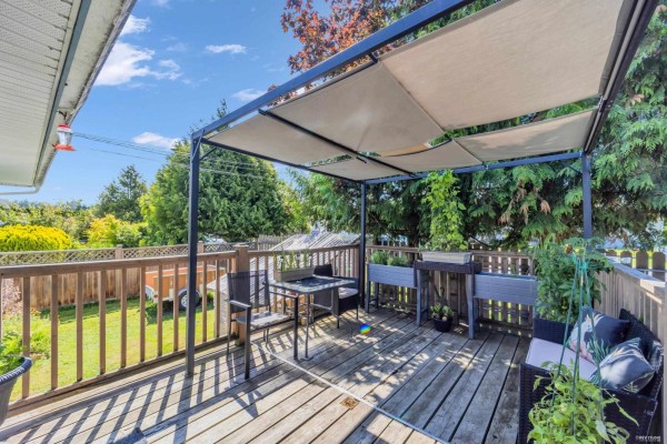 12587 113 Avenue, Surrey, BC V3V3M1 Photo 2