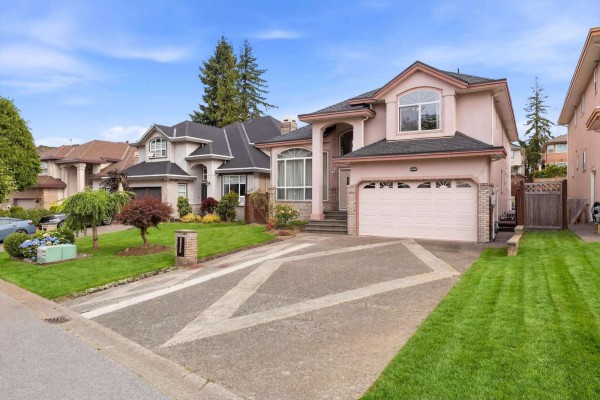 12587 60a Avenue, Surrey, BC V3X3L7 Photo 2