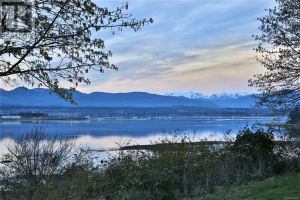 1259 Docliddle Rd, Comox, BC V9M2R4 Photo 5