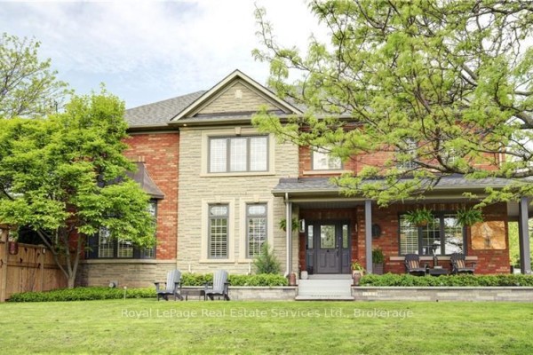 1259 Glenashton Drive, Oakville, ON, photo 2