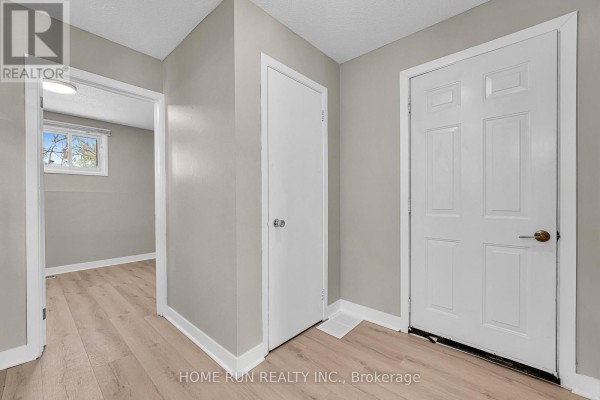 1259 Meadowlands Drive E, Ottawa, ON K2E6K4 Photo 4