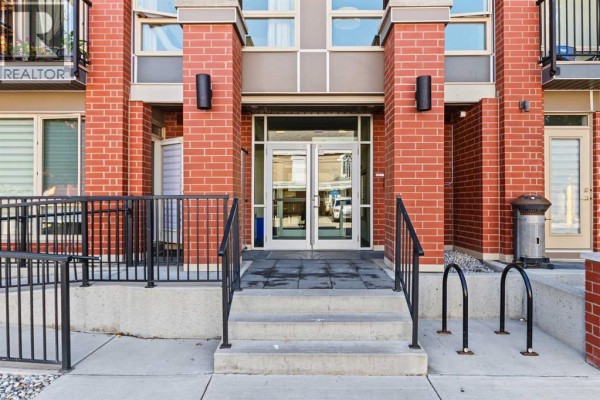 Primary Bedroom - 126, 305 18 Avenue Sw, Calgary, AB T2S3H1 Photo 3