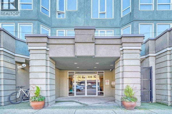126 3440 W Broadway, Vancouver, BC, photo 2