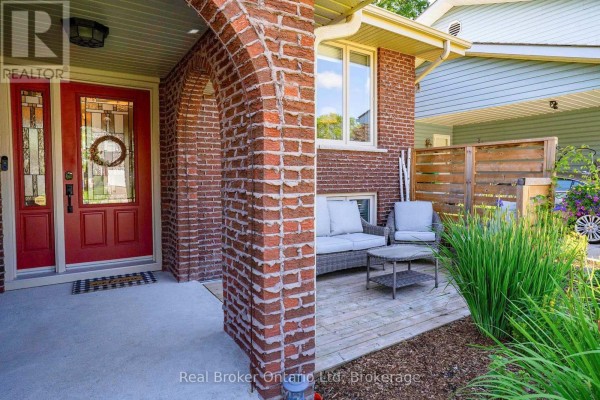 126 5th Avenue E, Owen Sound, ON N4K6C7 Photo 5