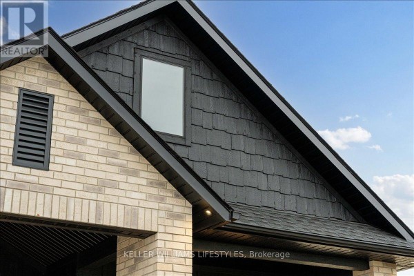 Bedroom - 126 Fraser Crescent, Lambton Shores, ON N0N1J0 Photo 5
