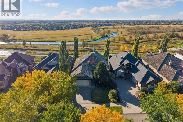 126 Mt Douglas Close Se, Calgary