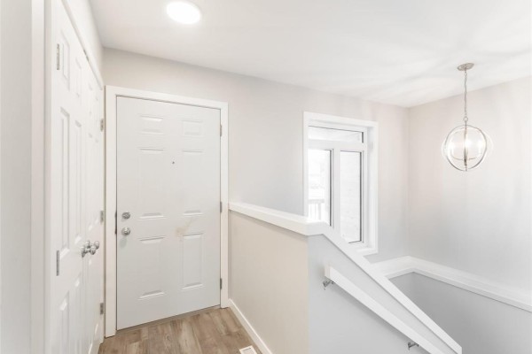 Living room - 126 Woodridge Drive, Beausejour, MB R0E0C0 Photo 3