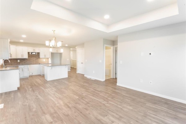 Primary Bedroom - 126 Woodridge Drive, Beausejour, MB R0E0C0 Photo 4