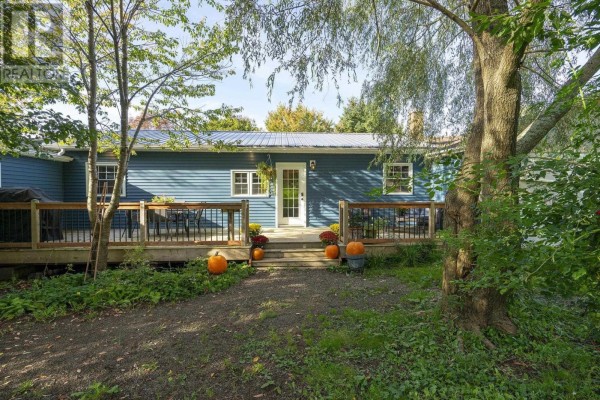 3pc Ensuite bath - 1260 Highway 201, Round Hill, NS B0S1A0 Photo 4