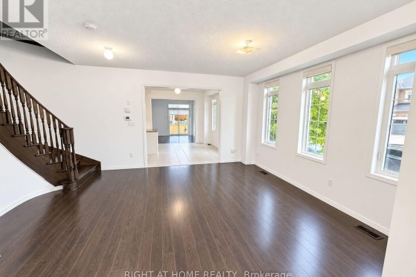 Dining room - 1260 Mccron Crescent, Newmarket, ON L3X0A1 Photo 3