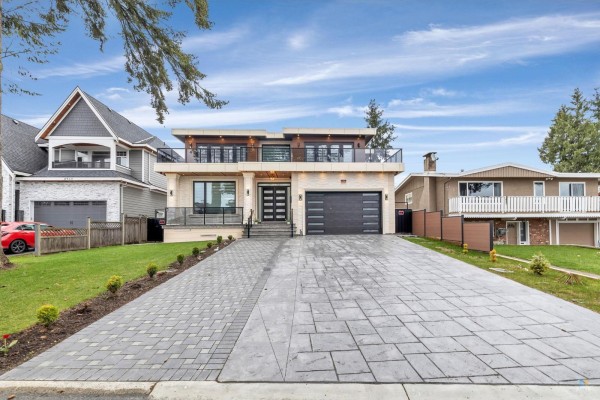 12621 89a Avenue, Surrey, BC V3V1B2 Photo 3