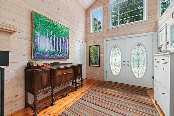 Living room - 1264-1282 Ch. Picanoc, Otter Lake, QC J0X2P0 Photo 4