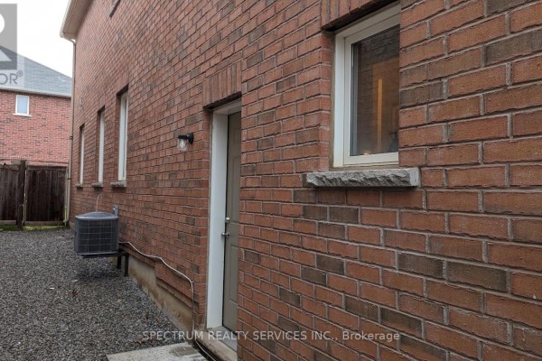 1267 Sim Place, Milton, ON, photo 2