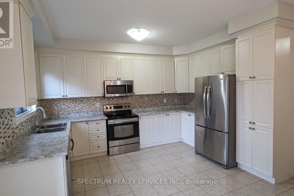 Kitchen - 1267 Sim Place, Milton, ON L9T7C7 Photo 4