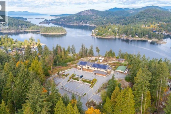 12671 Sunshine Coast Highway, Sechelt, BC V0N2H1 Photo 4