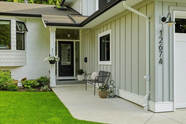12674 19 Avenue, Surrey, BC V4A5T7 Photo 3