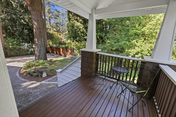 12682 Crescent Road, Surrey, BC V4A2V5 Photo 5
