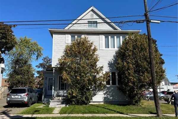 127-129 Archibald Street, Moncton, NB E1C5J5 Photo 3