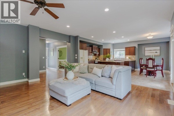 127 23925 116 Avenue, Maple Ridge, BC V2W0C3 Photo 5