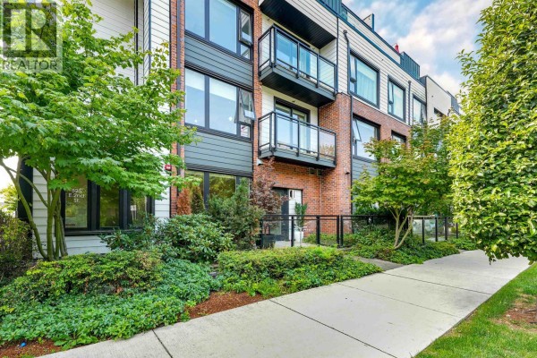 127 525 E 2nd Street, North Vancouver, BC V7L1E1 Photo 2