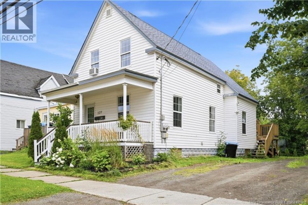 127 Cornhill Street Unit# A & B, Moncton, NB E1C6K8 Photo 2