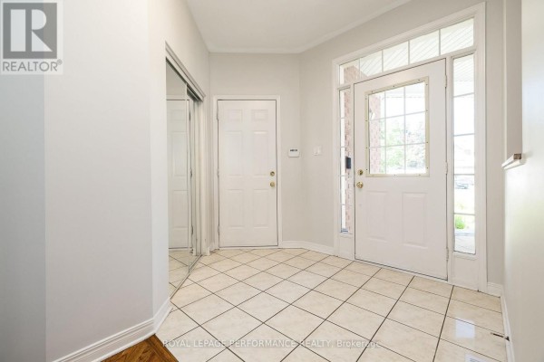 Bedroom - 127 Finn Court, Ottawa, ON K1V2C6 Photo 3