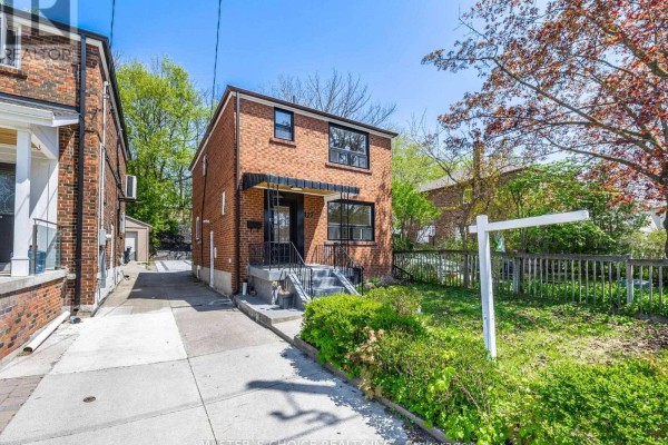 Dining room - 127 Highfield Road, Toronto, ON M4L2T9 Photo 2