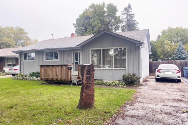 127 Laval Drive, Winnipeg