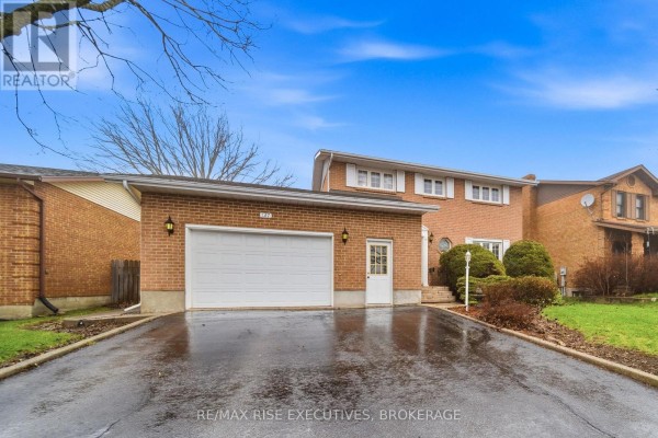 Recreational, Games room - 127 Nicholson Crescent, Loyalist, ON K7N1W9 Photo 2