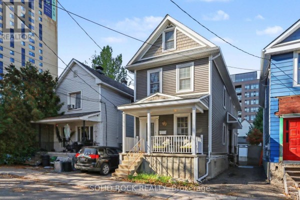 127 Pamilla Street, Ottawa, ON K1S3K9 Photo 2