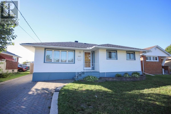Primary Bedroom - 127 Ruth St, Sault Ste  Marie, ON P6C2E8 Photo 3
