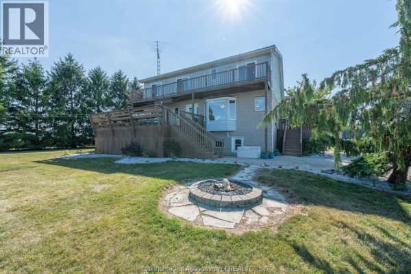 1270 Mandaumin Road, Dawn Euphemia, ON, photo 2
