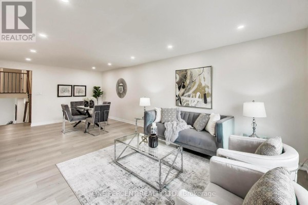 1270 Pallatine Drive, Oakville, ON, photo 3