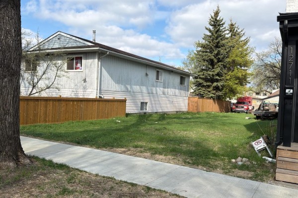 12713 119 St Nw, Edmonton, AB, photo 3