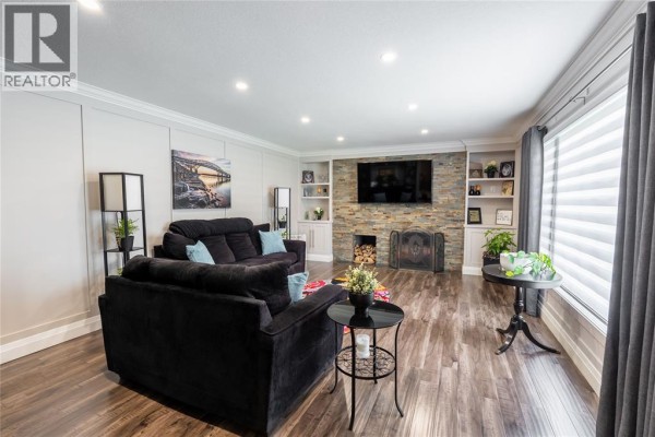 4pc Ensuite bath - 1272 Glen Douglas Drive, Sarnia, ON N7V3N7 Photo 5