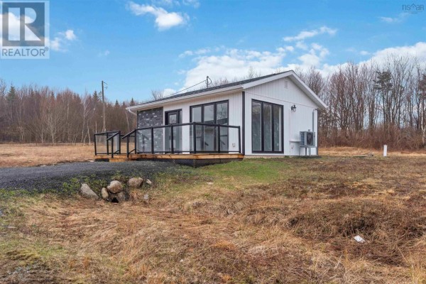Bath (# pieces 1-6) - 1272 Hilltown Road, Hilltown, NS B0W3T0 Photo 5